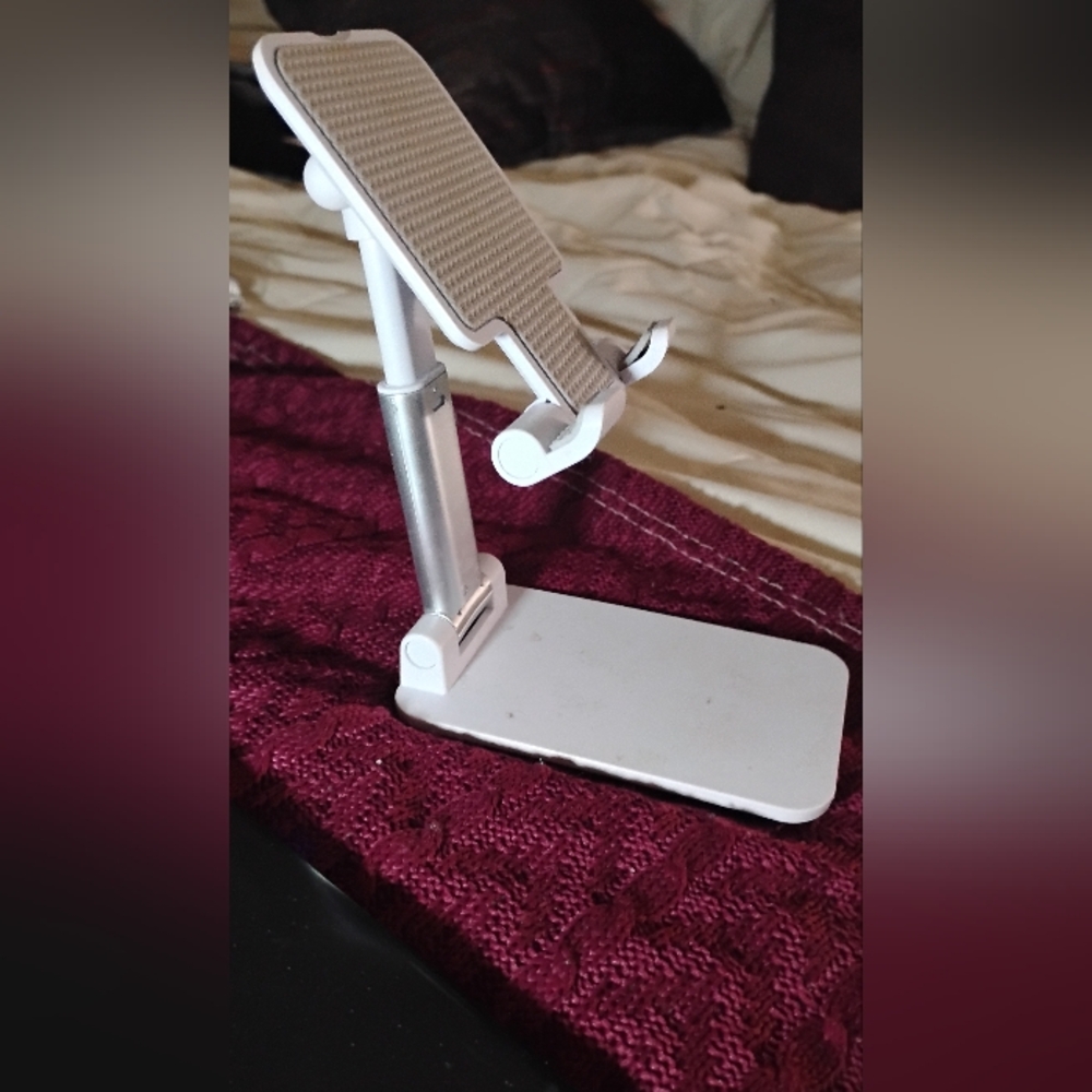 Adjustable White Phone Stand